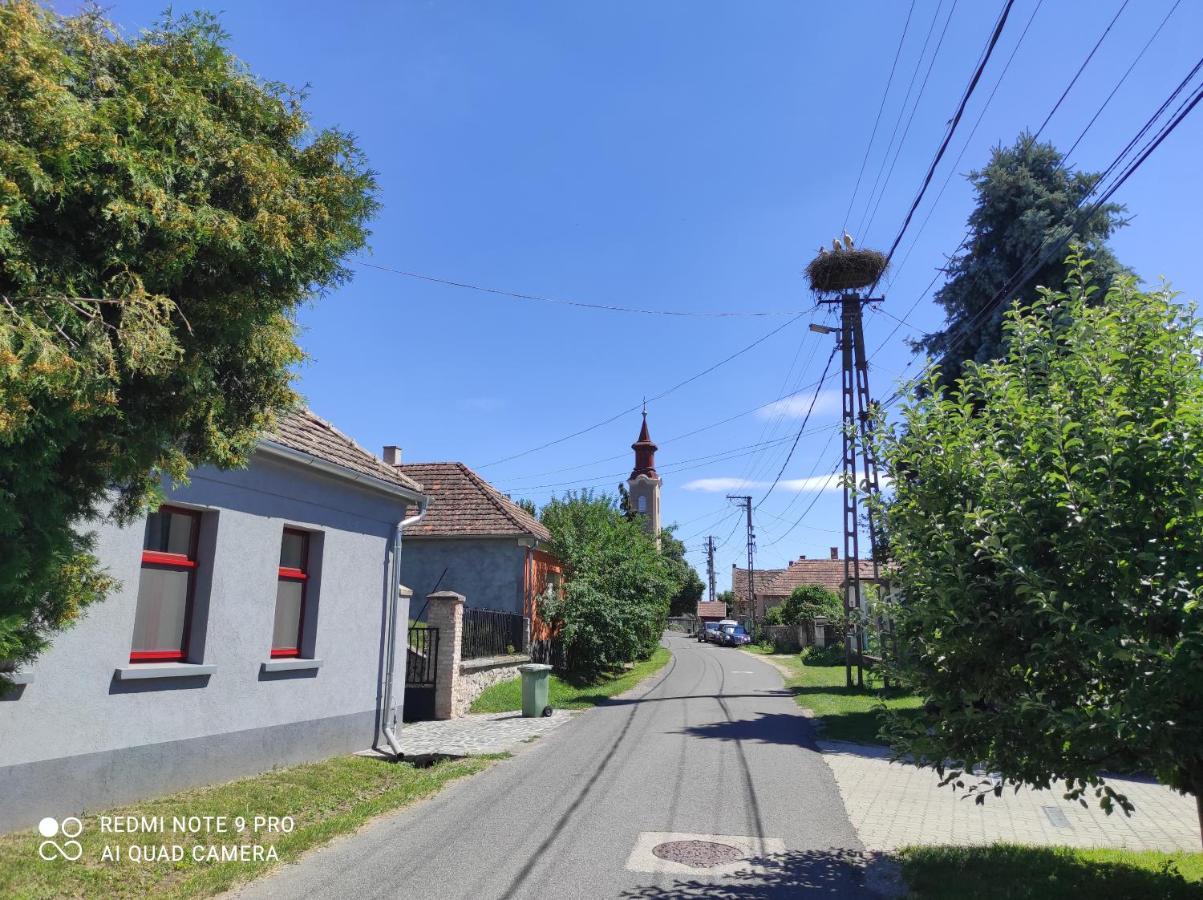 Villa Luis Golyas Haza Raposka Exterior foto